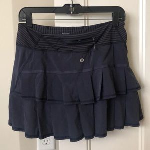 Lululemon Pace Setter Skirt - Navy, size 6 Tall